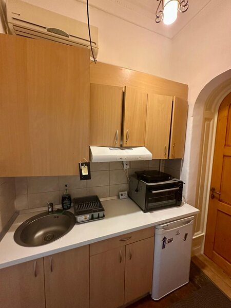 Cismigiu, Piata Kogalniceanu.