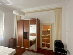 Cismigiu, Piata Kogalniceanu